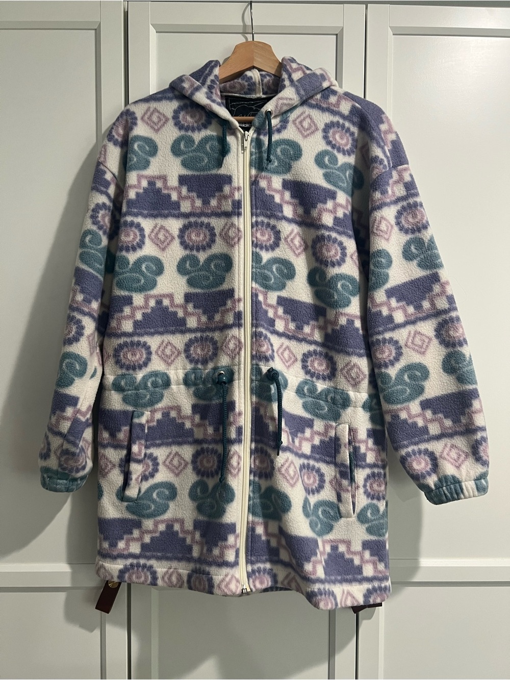 Vintage Women’s Northern Sun Women's Fleece like Jacket with geometric pattern